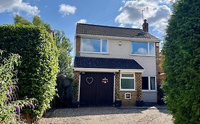 Cedar Place In Southwell